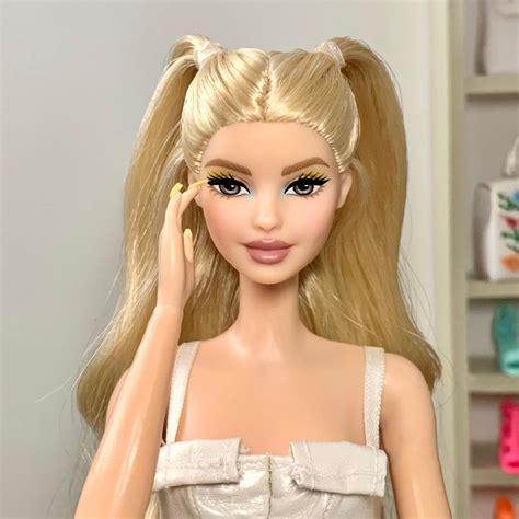 chanel barbie insta